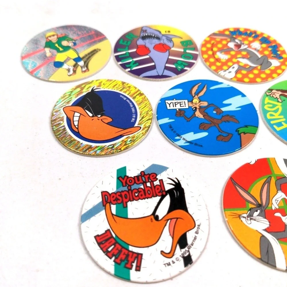 VTG 1995 Warner Bros Looney Tunes POG Lot Bugs Bunny Daffy Duck Milk Caps 9ct